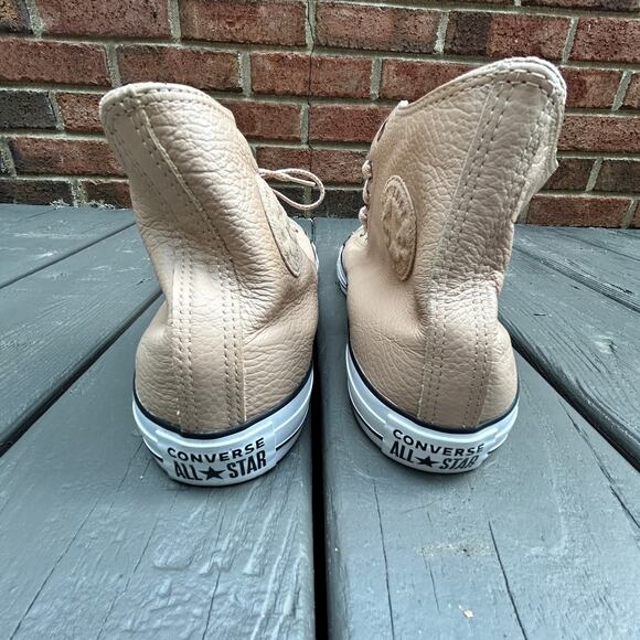 Converse Men's Chuck Taylor All Star Leather Sneaker Tan High Top Size M 13/W 15 - Picture 2 of 8